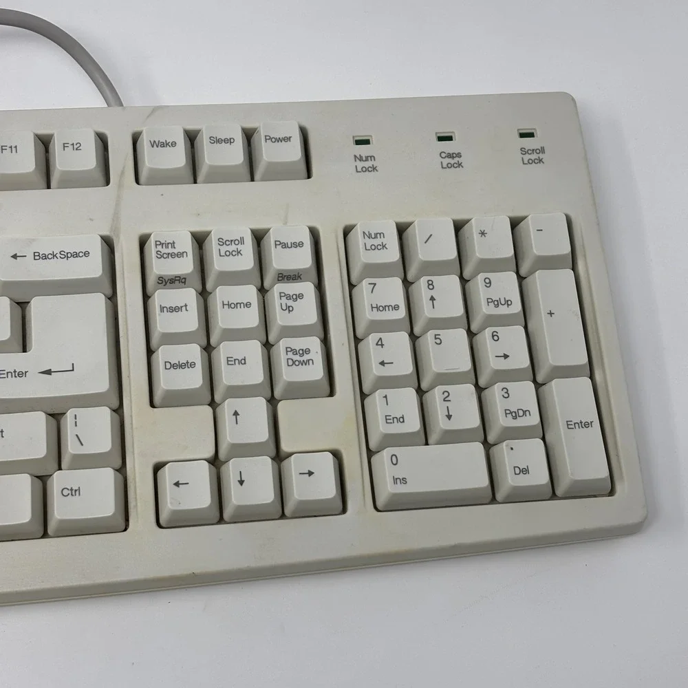 Vintage Ortek Technology MCK-600W Enhanced Keyboard PS/2 Beige Mechanical Tested